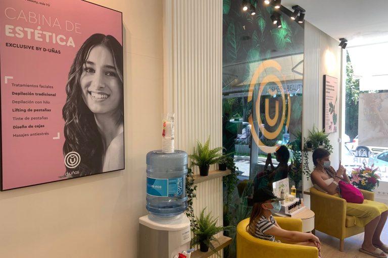 salon 01 768x512